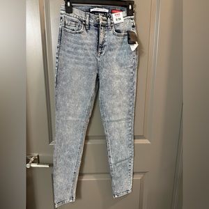 Women skinny jeans